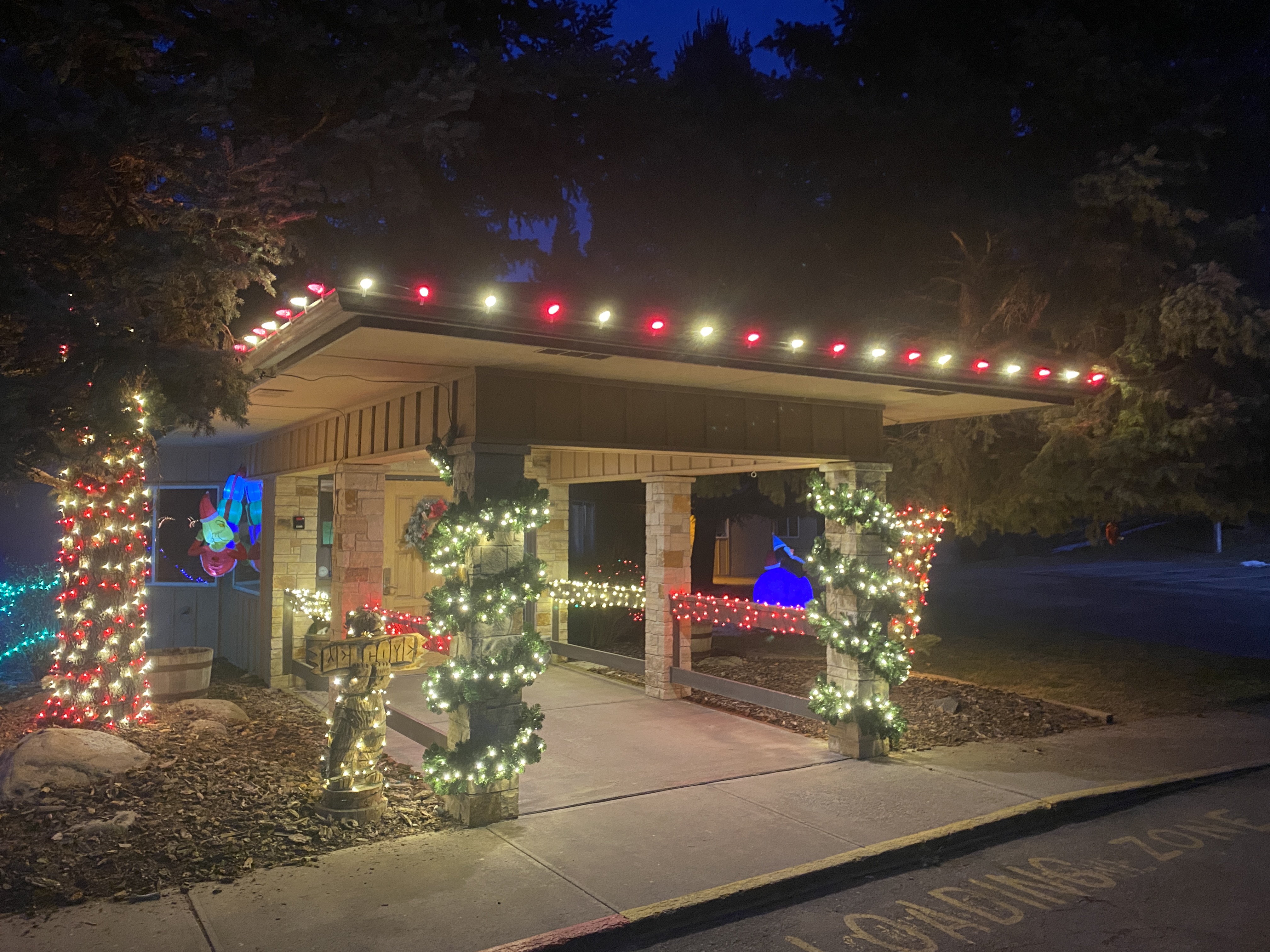 Roofline Lighting 5