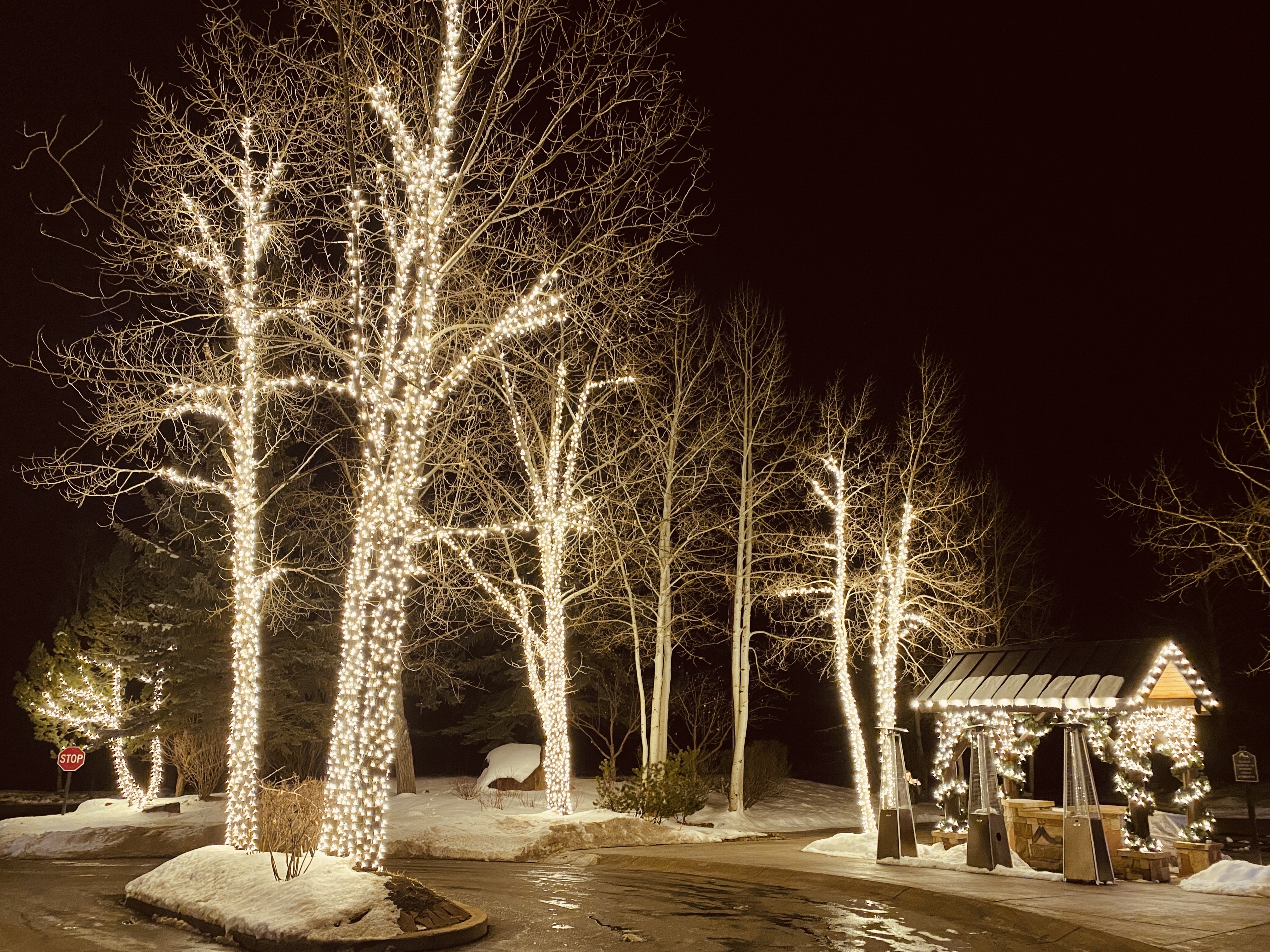 Maroon Creek Lighting 3