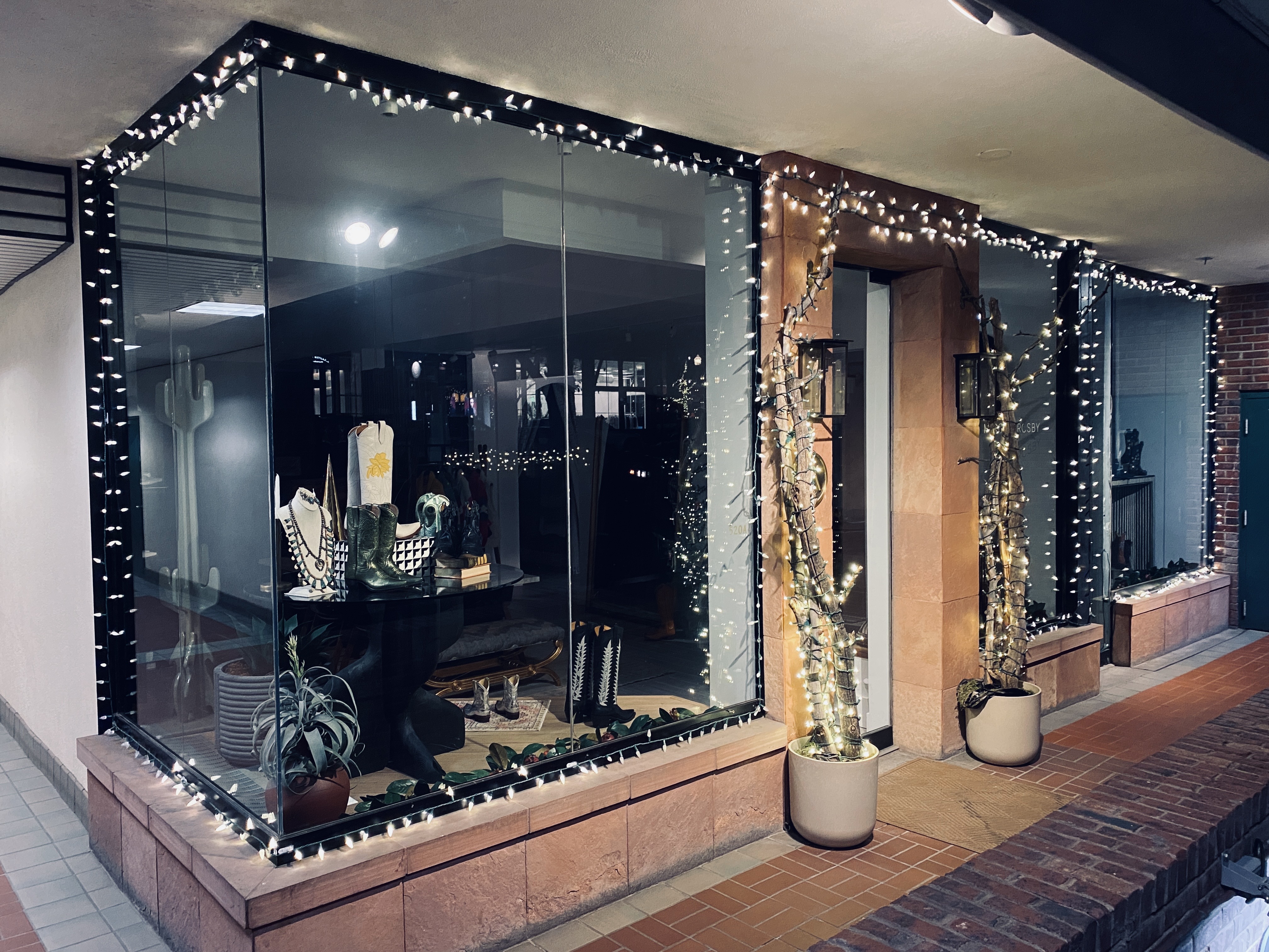 Miron Crosby Lighting
